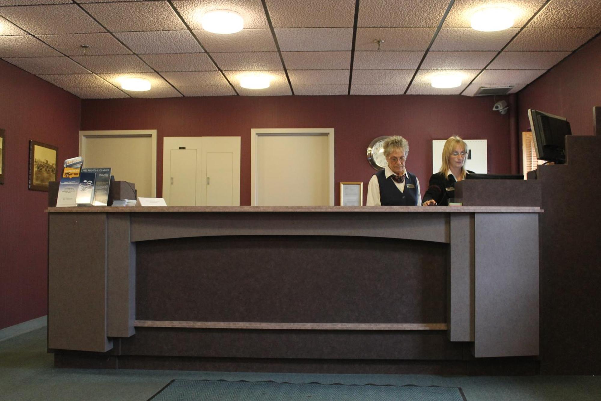 Howard Johnson By Wyndham Portage La Prairie Portage la Prairie Exterior foto